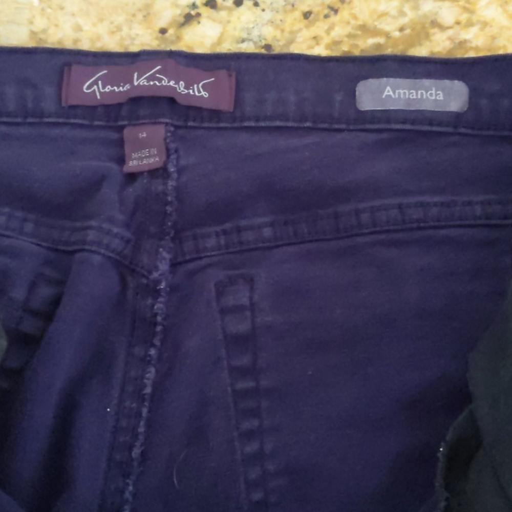 Gloria Vanderbilt jeans